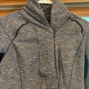 Lululemon Think Fast pull over quarter zip